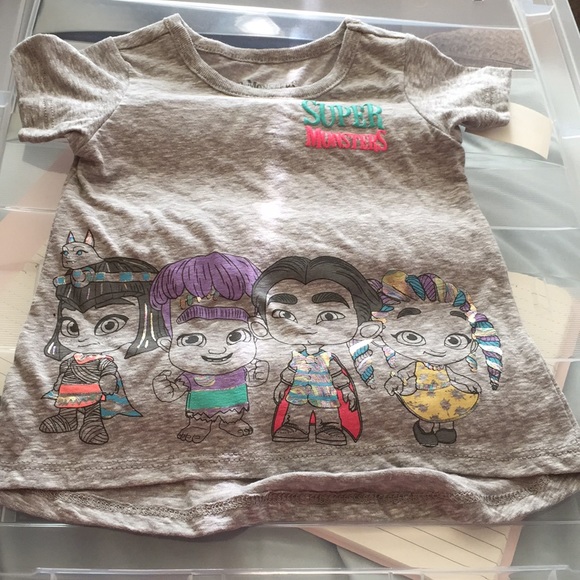 Netflix super monsters gray tee - Picture 2 of 6